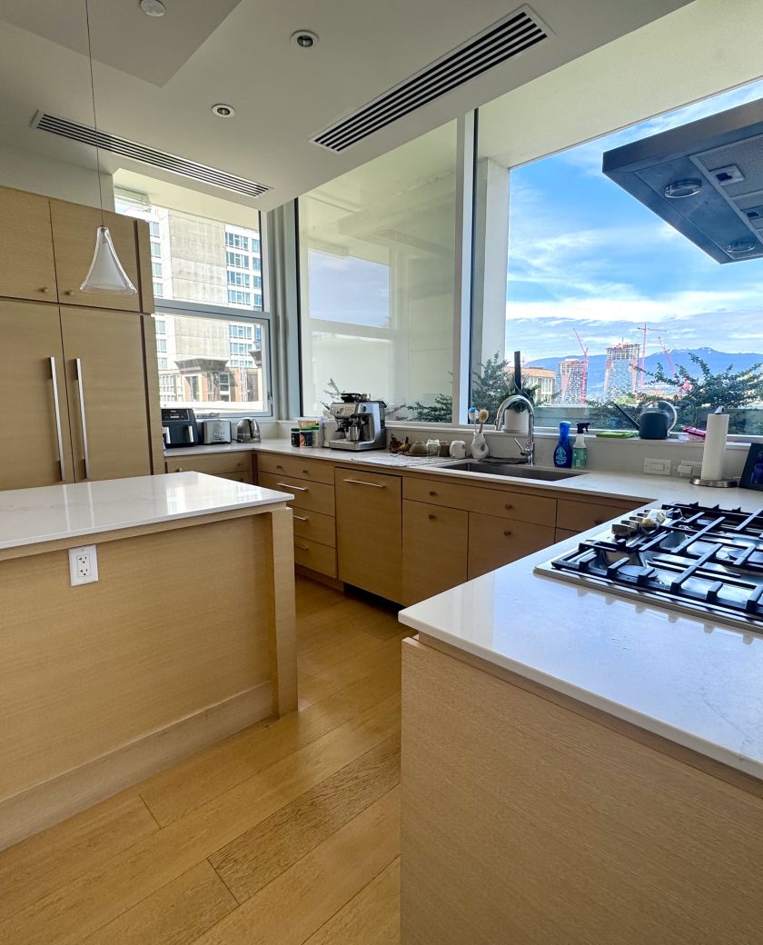 Residential cleaning service in Vancouver BC for homes and condos