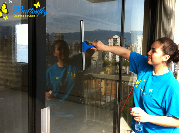 Interior and exterior window cleaning in Vancouver