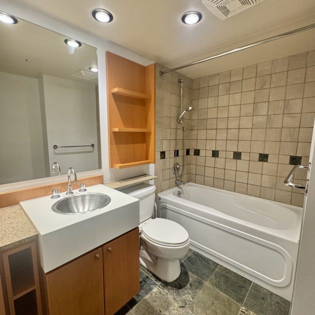 Move-out cleaning service in Vancouver BC completed to inspection standards